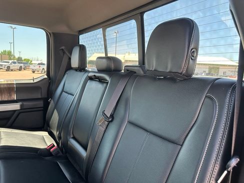 Used 2018 Ford F150 Lariat w/ Equipment Group 502A Luxury AWD/4WD image 23