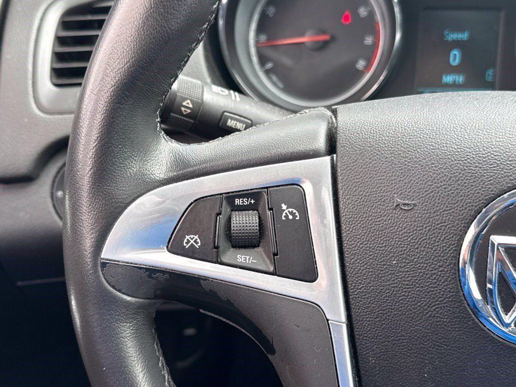 Used 2011 Buick Regal CXL Turbo w/ TO4 Preferred Equipment Group FWD image 15