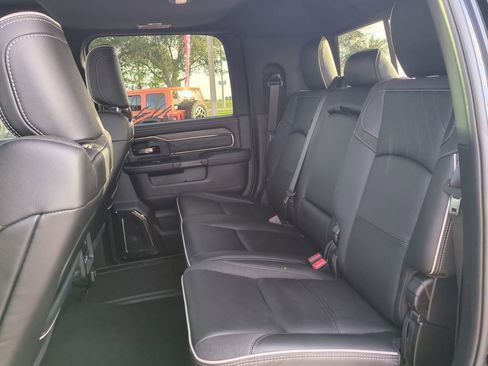 Used 2025 RAM 3500 Limited image 13