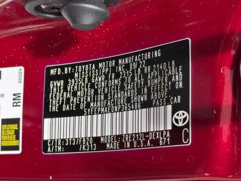 Used 2022 Toyota Corolla LE FWD image 39