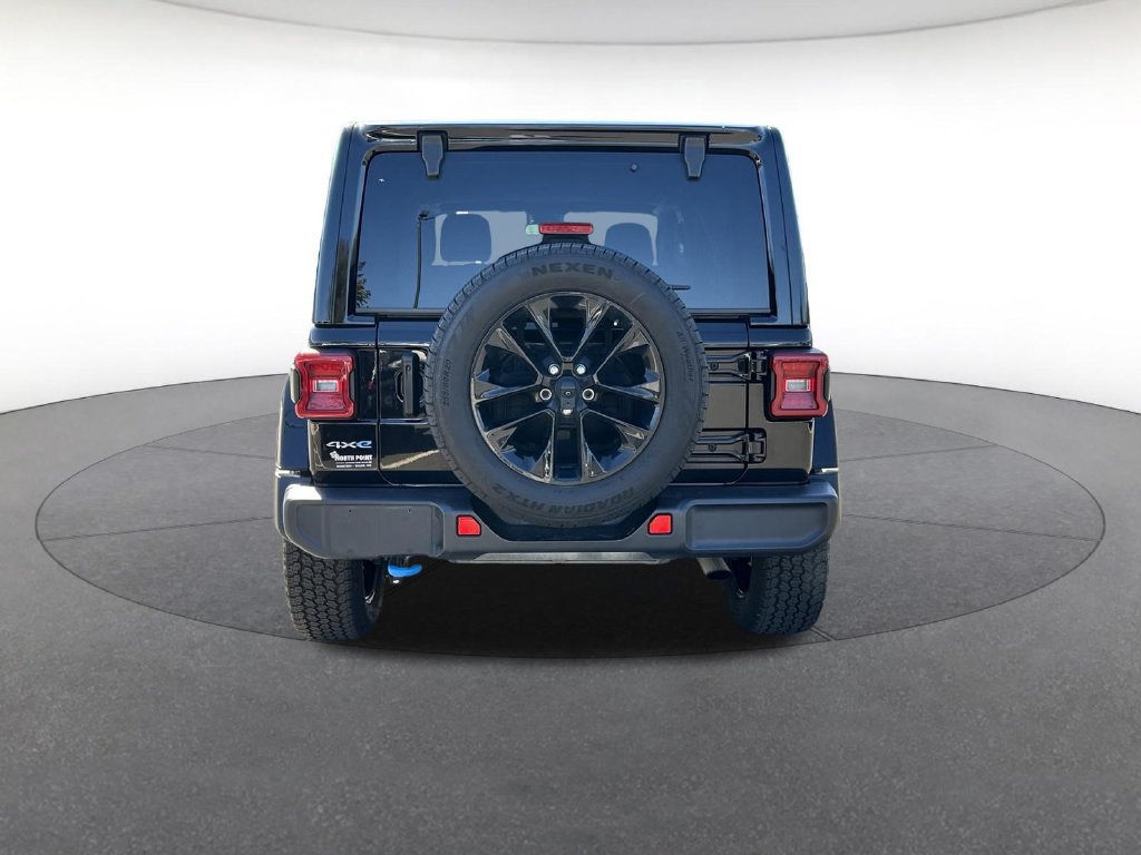 Certified 2024 Jeep Wrangler Unlimited Sahara AWD/4WD image 4