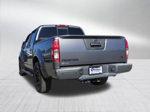 Used 2019 Nissan Frontier SV w/ Value Truck Package image 6