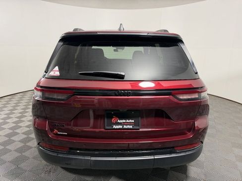 New 2025 Jeep Grand Cherokee Altitude w/ Trailer Tow Package image 5