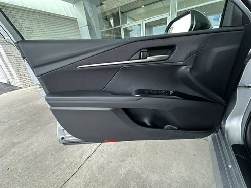 Used 2025 Toyota Camry LE FWD image 22