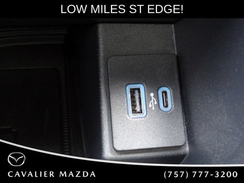 Used 2024 Ford Edge ST w/ Equipment Group 401A AWD/4WD image 40