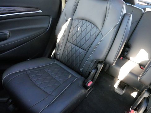 Used 2023 Buick Enclave Avenir w/ Avenir Technology Package image 12