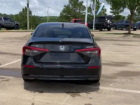 Used 2024 Honda Civic Touring image 6