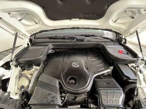 Used 2023 Mercedes-Benz GLS 450 4MATIC image 14