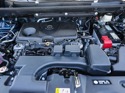 Used 2025 Toyota RAV4 XLE FWD image 17