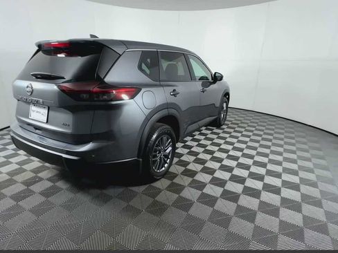 Used 2026 Nissan Rogue S image 16