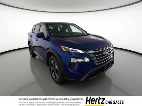 Used 2025 Nissan Rogue SV FWD image 1
