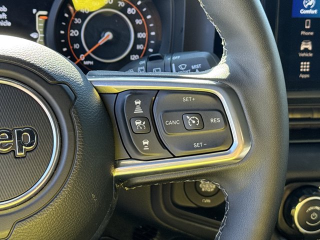 Certified 2026 Jeep Wrangler Unlimited Sahara AWD/4WD image 24