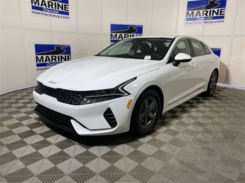 Used 2023 Kia K5 LXS image 11