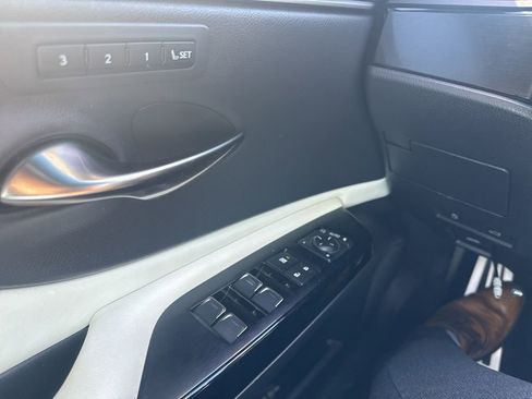 Used 2022 Lexus ES 350 F Sport w/ Accessory Package 2 image 16