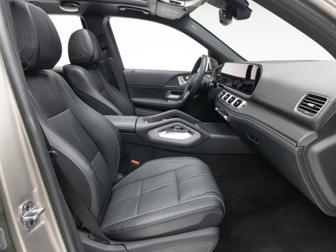 Used 2022 Mercedes-Benz Maybach GLS 600 4MATIC image 18