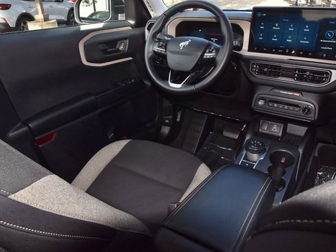 Certified 2025 Ford Bronco Sport Big Bend w/ Convenience Package image 15