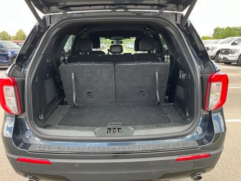 Used 2023 Ford Explorer ST-Line AWD/4WD image 8