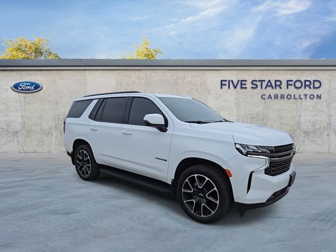 Used 2022 Chevrolet Tahoe RST w/ Luxury Package image 2