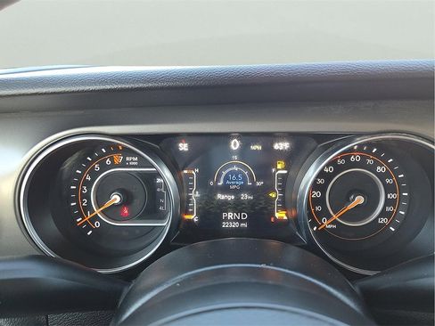 Used 2022 Jeep Gladiator Willys image 18