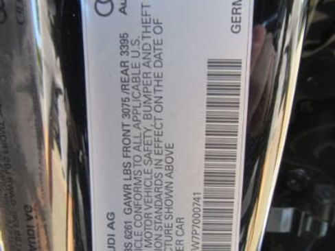 Used 2023 Audi e-tron GT Premium Plus w/ Performance Package image 54