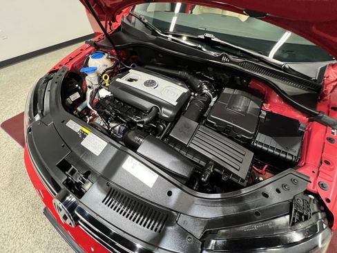 Used 2015 Volkswagen Eos Komfort image 44