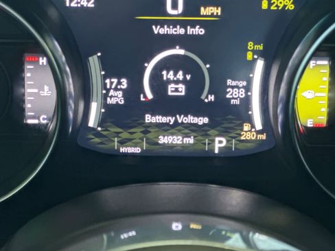 Used 2021 Jeep Wrangler Unlimited Rubicon 4xe w/ Cold Weather Group AWD/4WD image 30