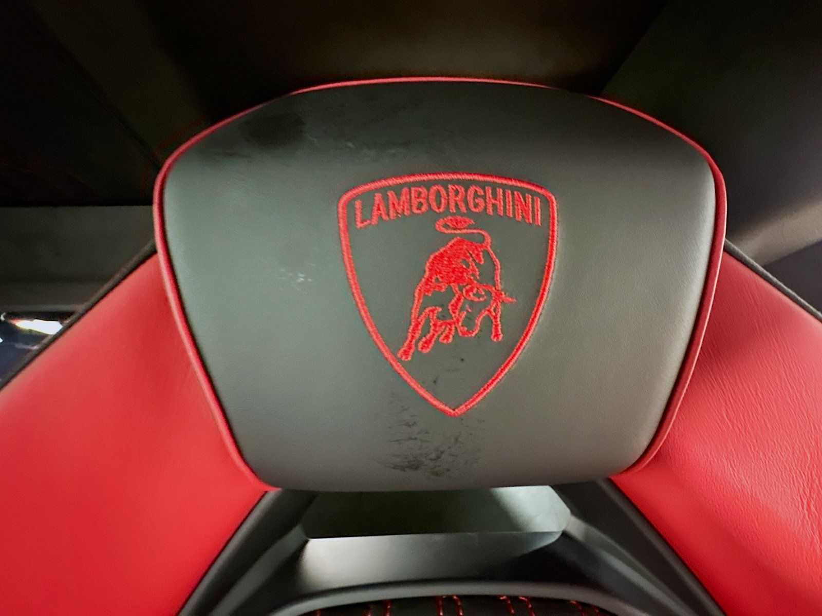 Used 2024 Lamborghini Revuelto AWD/4WD image 37