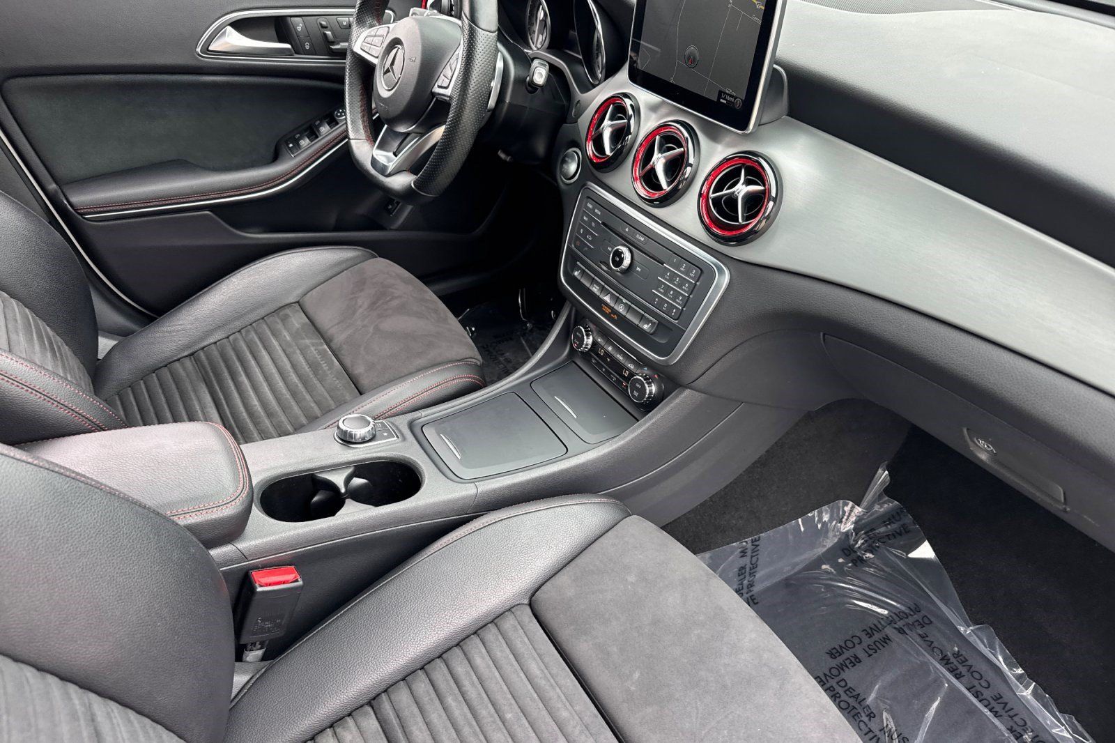 Used 2016 Mercedes-Benz CLA 250 image 34