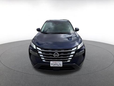 Used 2025 Nissan Rogue SV FWD image 4