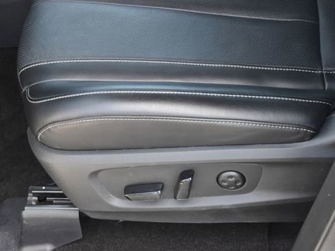 Used 2025 INFINITI QX60 Luxe image 36