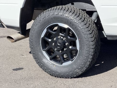 Used 2026 RAM 2500 Laramie AWD/4WD image 41