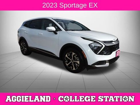 Used 2023 Kia Sportage EX image 1
