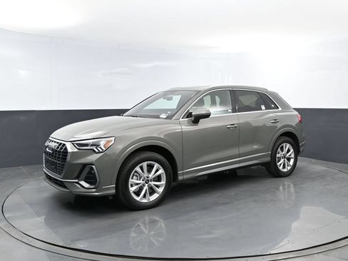 Used 2025 Audi Q3 2.0T Premium w/ Convenience Package AWD/4WD image 1