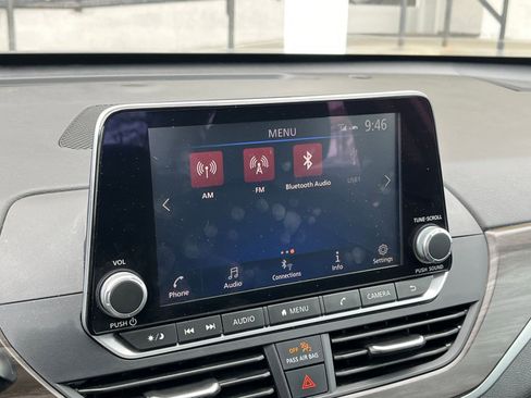 Used 2025 Nissan Altima 2.5 SV image 20