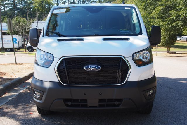Certified 2025 Ford Transit 250 Low Roof w/ Exterior Upgrade Package RWD image 2