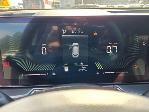 Used 2025 Kia Sorento S AWD/4WD image 17