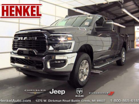 Used 2026 RAM 2500 Big Horn AWD/4WD image 1