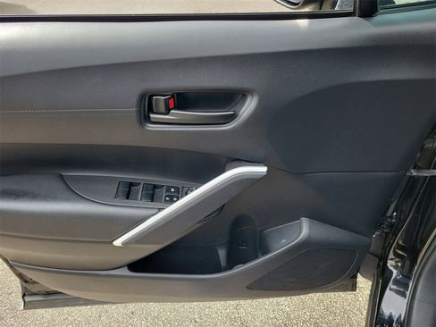 Used 2024 Toyota Corolla Cross AWD Hybrid image 13