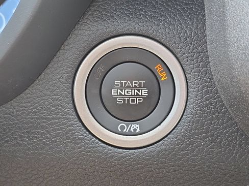 Used 2026 RAM 2500 Tradesman AWD/4WD image 5