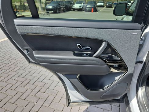 Used 2024 Land Rover Range Rover Sport Dynamic SE image 13