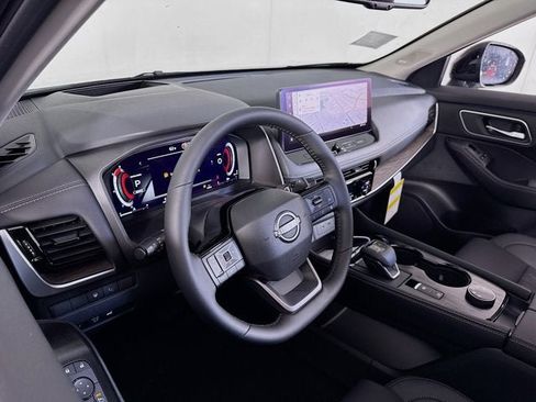 New 2026 Nissan Rogue Platinum w/ Platinum Premium Package AWD/4WD image 9