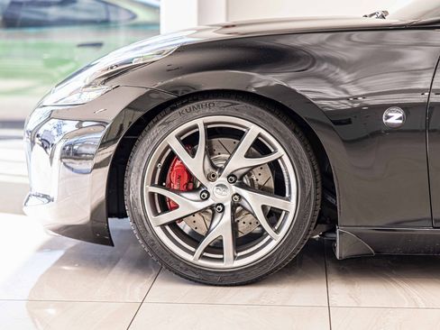 Used 2014 Nissan 370Z Base w/ Sport Package image 8