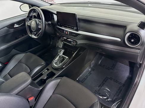 Certified 2024 Kia Forte GT-Line FWD image 31