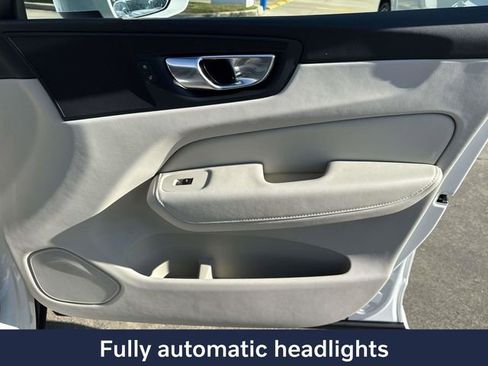 Used 2023 Volvo XC60 B5 Plus w/ Climate Package image 19