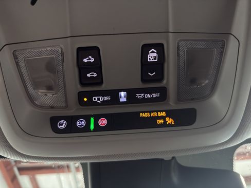 Used 2024 Chevrolet Malibu LT image 16