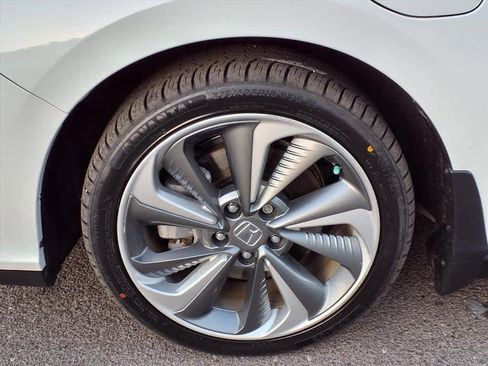 Used 2018 Honda Clarity Plug-In Hybrid image 8