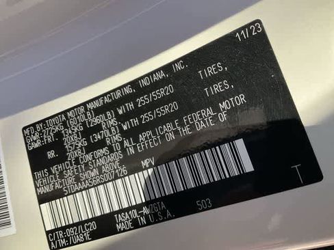 Used 2024 Toyota Grand Highlander Limited image 28