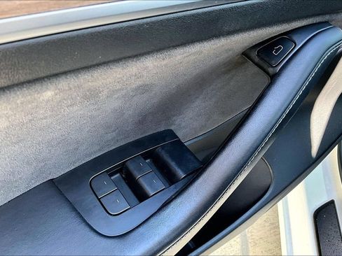 Used 2021 Tesla Model 3 Long Range AWD/4WD image 36