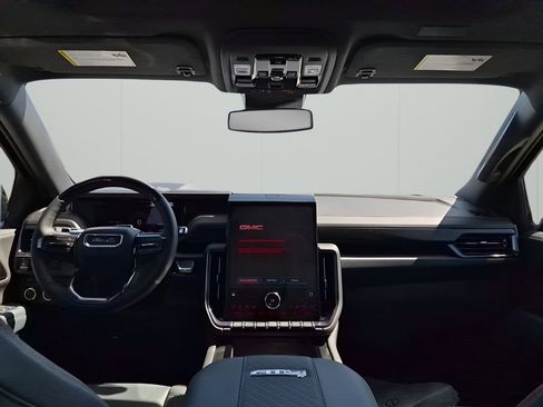 New 2026 GMC Yukon XL AT4 w/ AT4 Preferred Package image 23