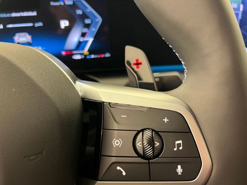 Used 2026 BMW M235i xDrive w/ Technology Package image 28